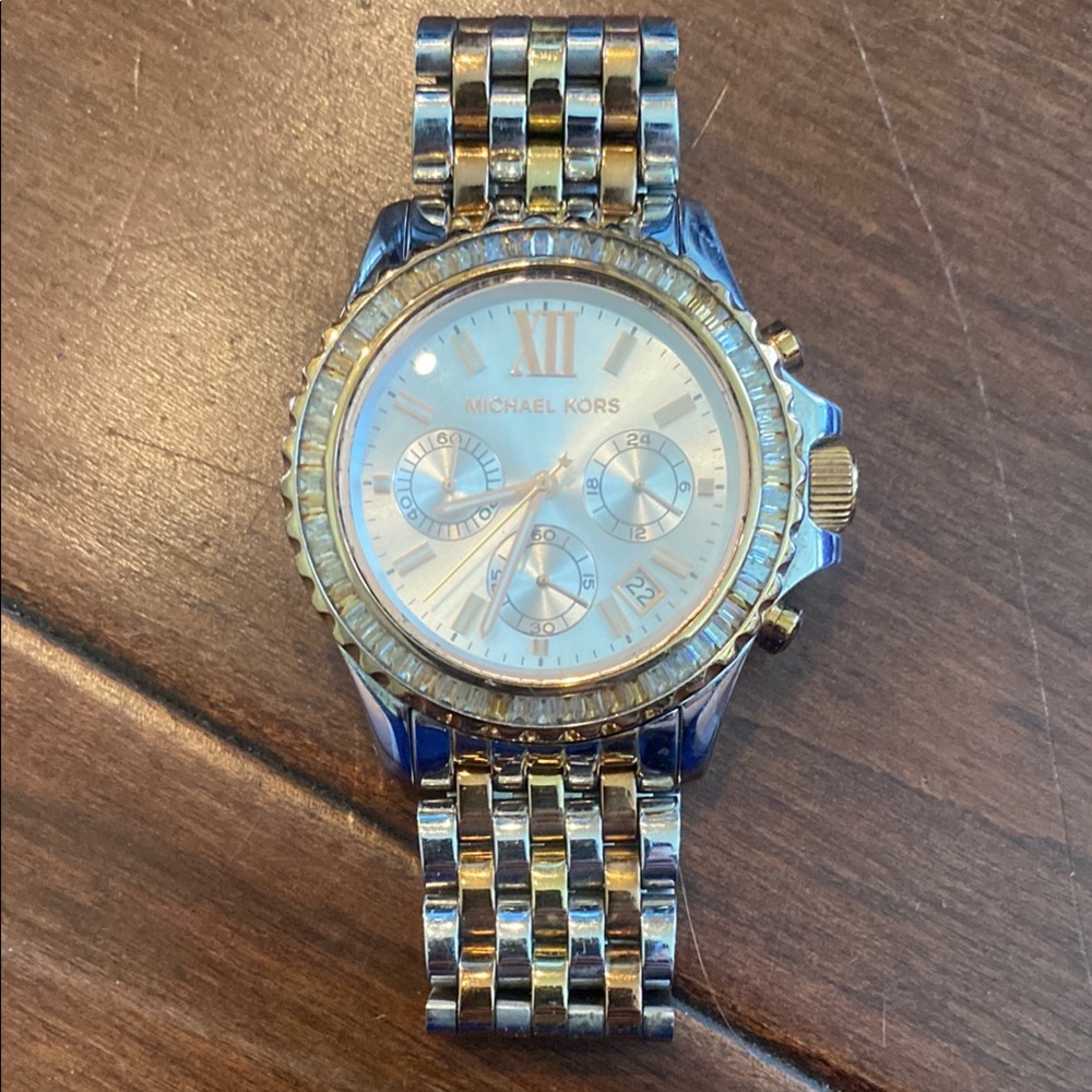 Three-Tone Chronograph Watch with Roman Numerals